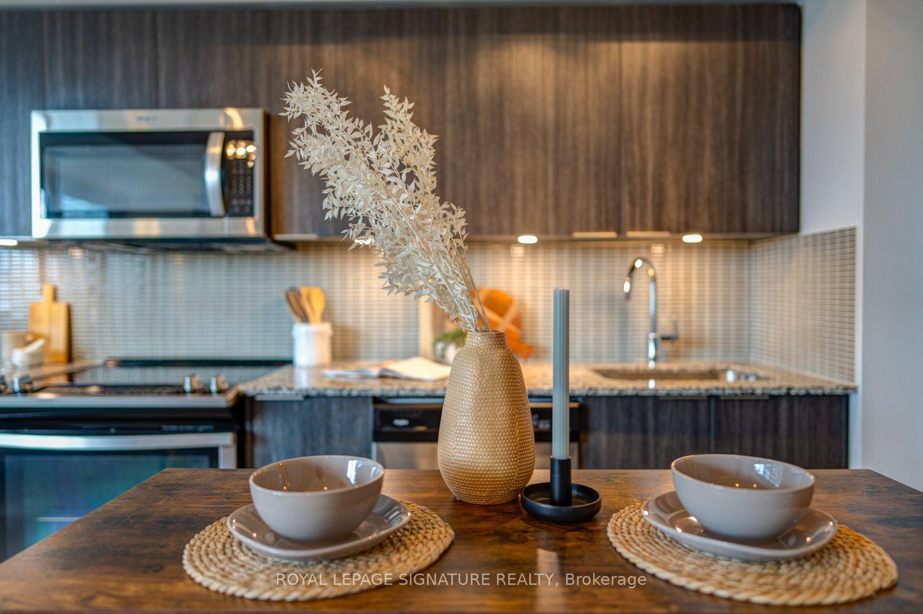 230 - 30 Shore Breeze Drive, Toronto W06, ON, exterior