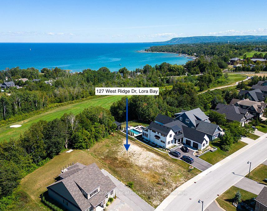 127 West Ridge Drive, Blue Mountains, ON, exterior