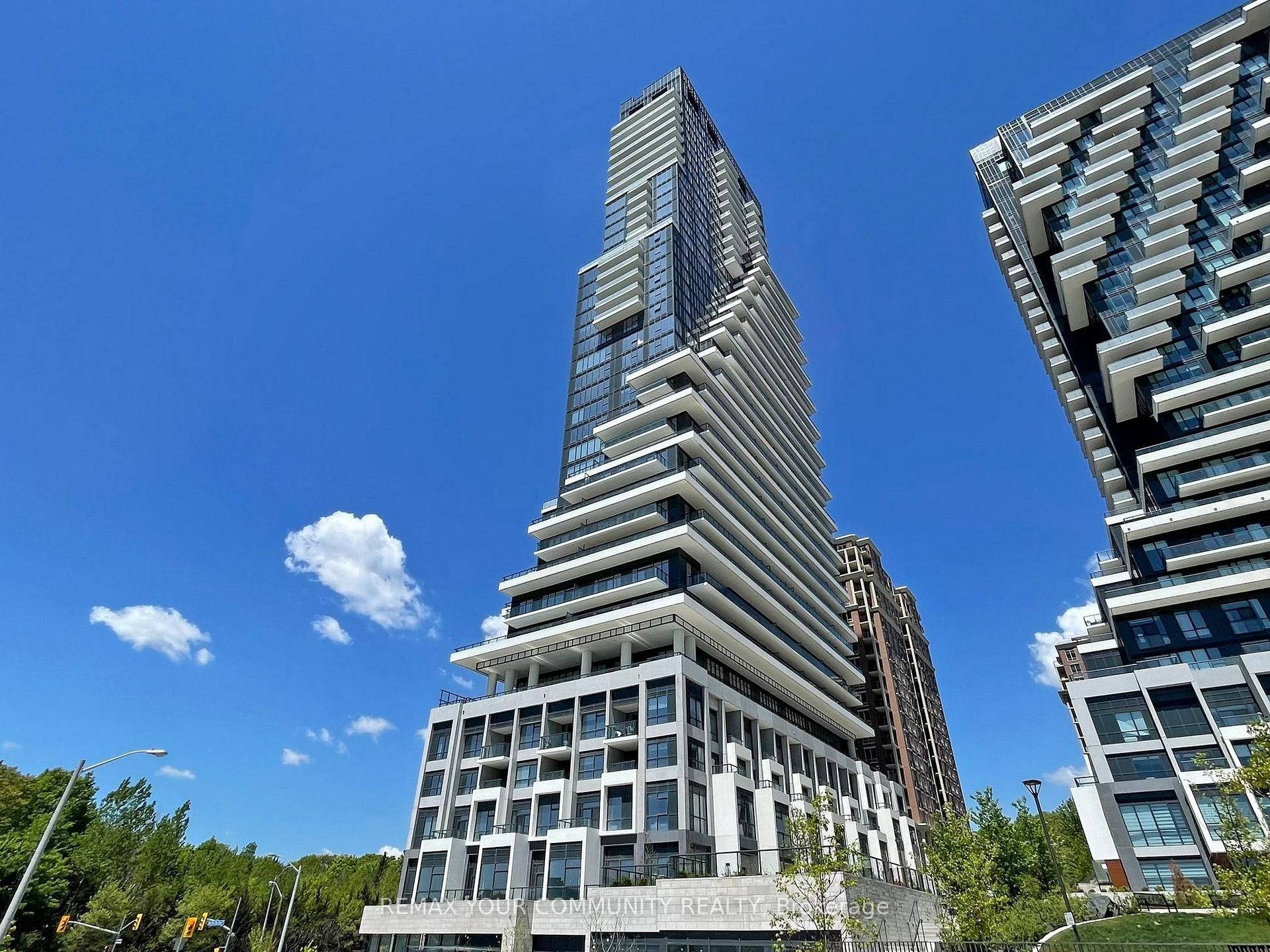 110 - 10 Inn On The Park Drive, Toronto C13, ON, exterior
