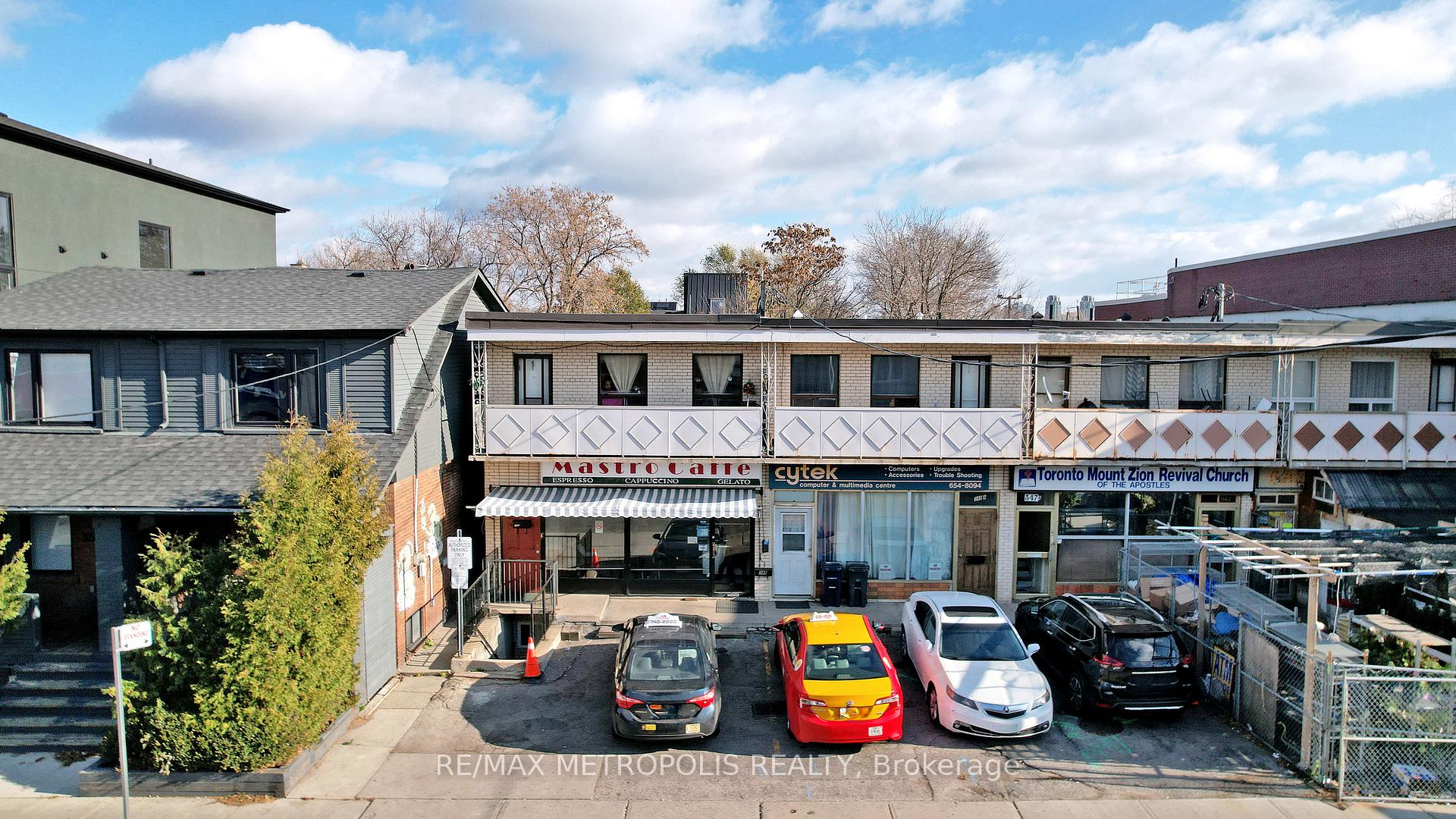 B - 349 Oakwood Avenue, Toronto C03, ON, exterior