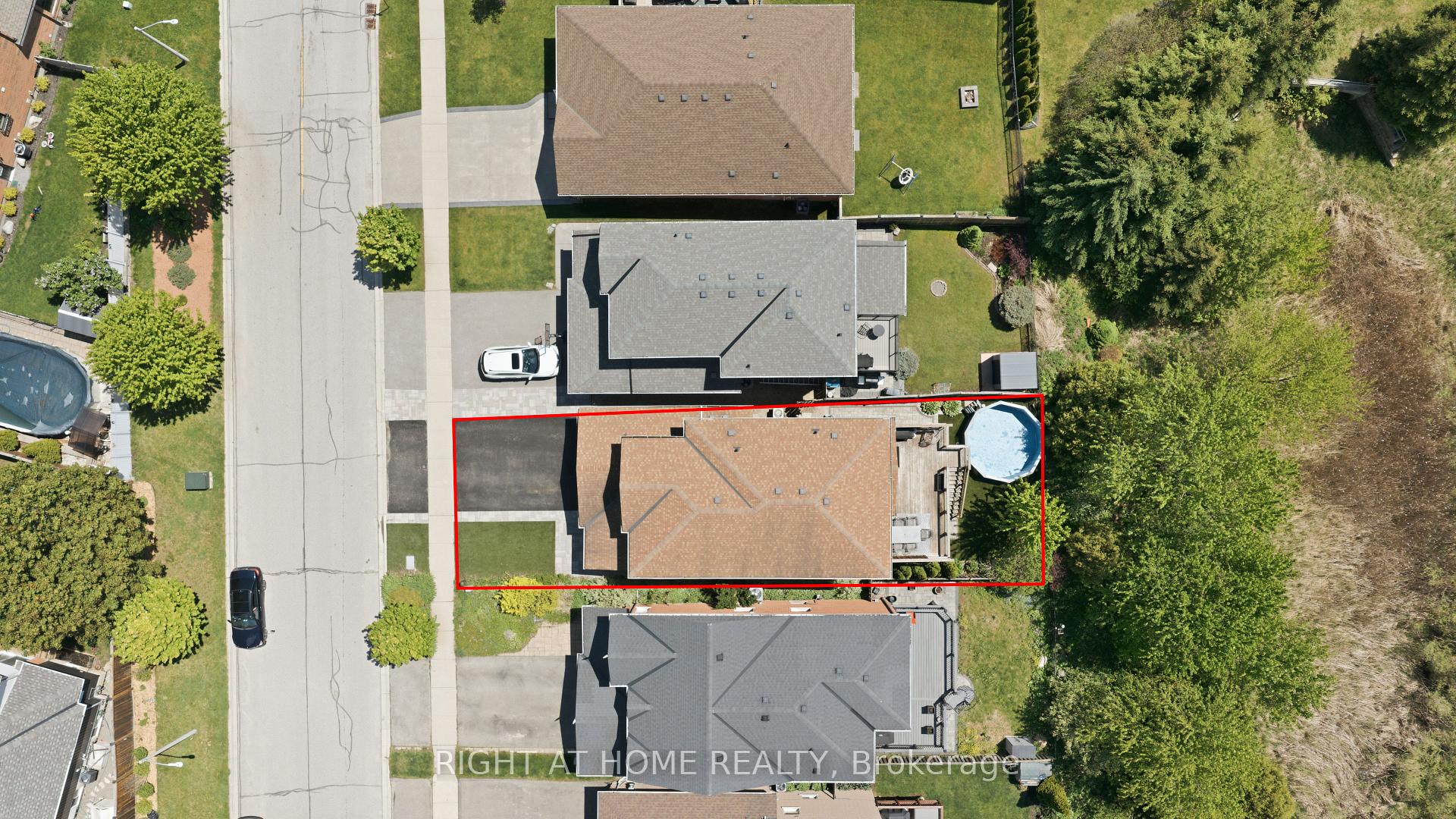 182 Mowat Crescent, Halton Hills, ON, exterior