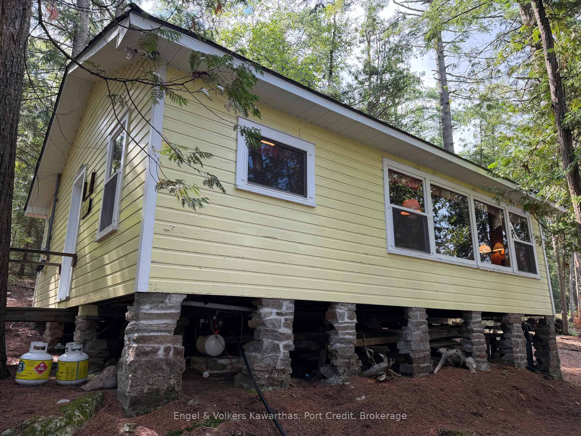 695 Griggs Island Jack Lake WAO Island, Havelock-Belmont-Methuen, ON, exterior