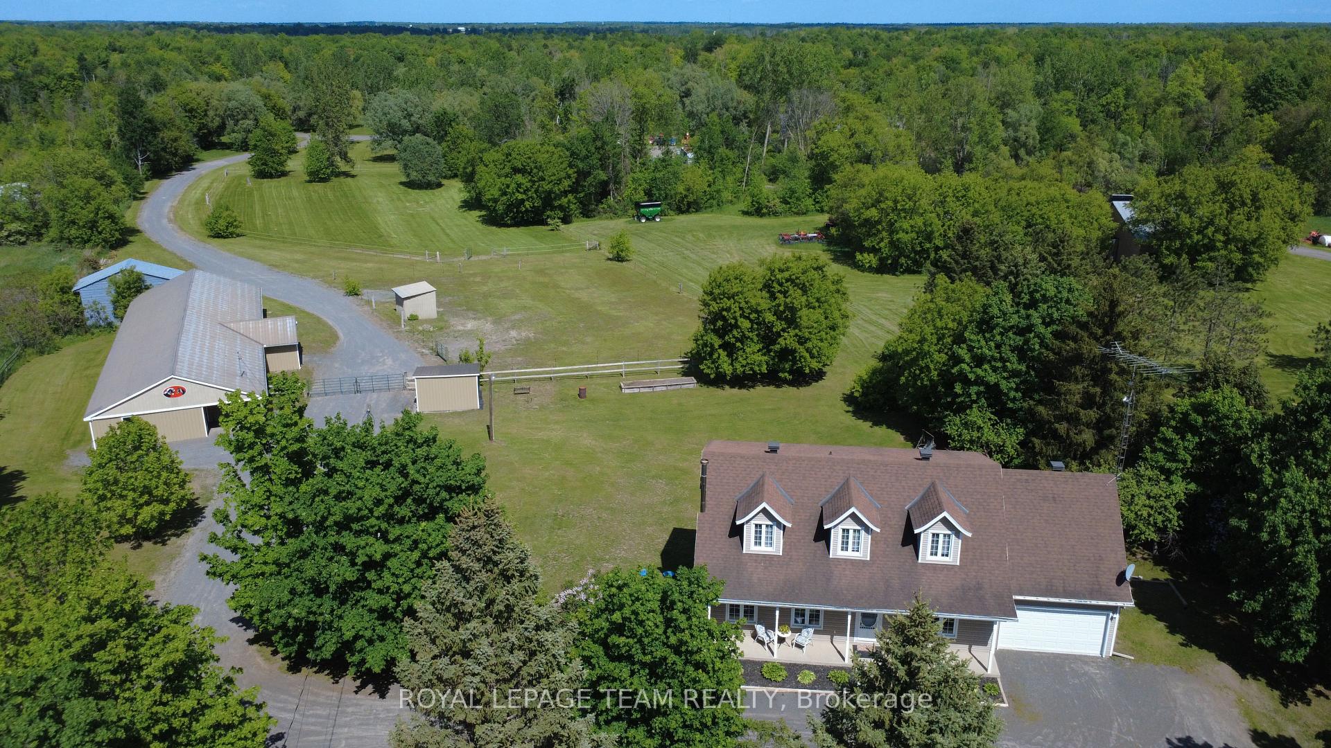 2867 Stagecoach Road, Greely - Metcalfe - Osgoode - Vernon and Area, ON, exterior