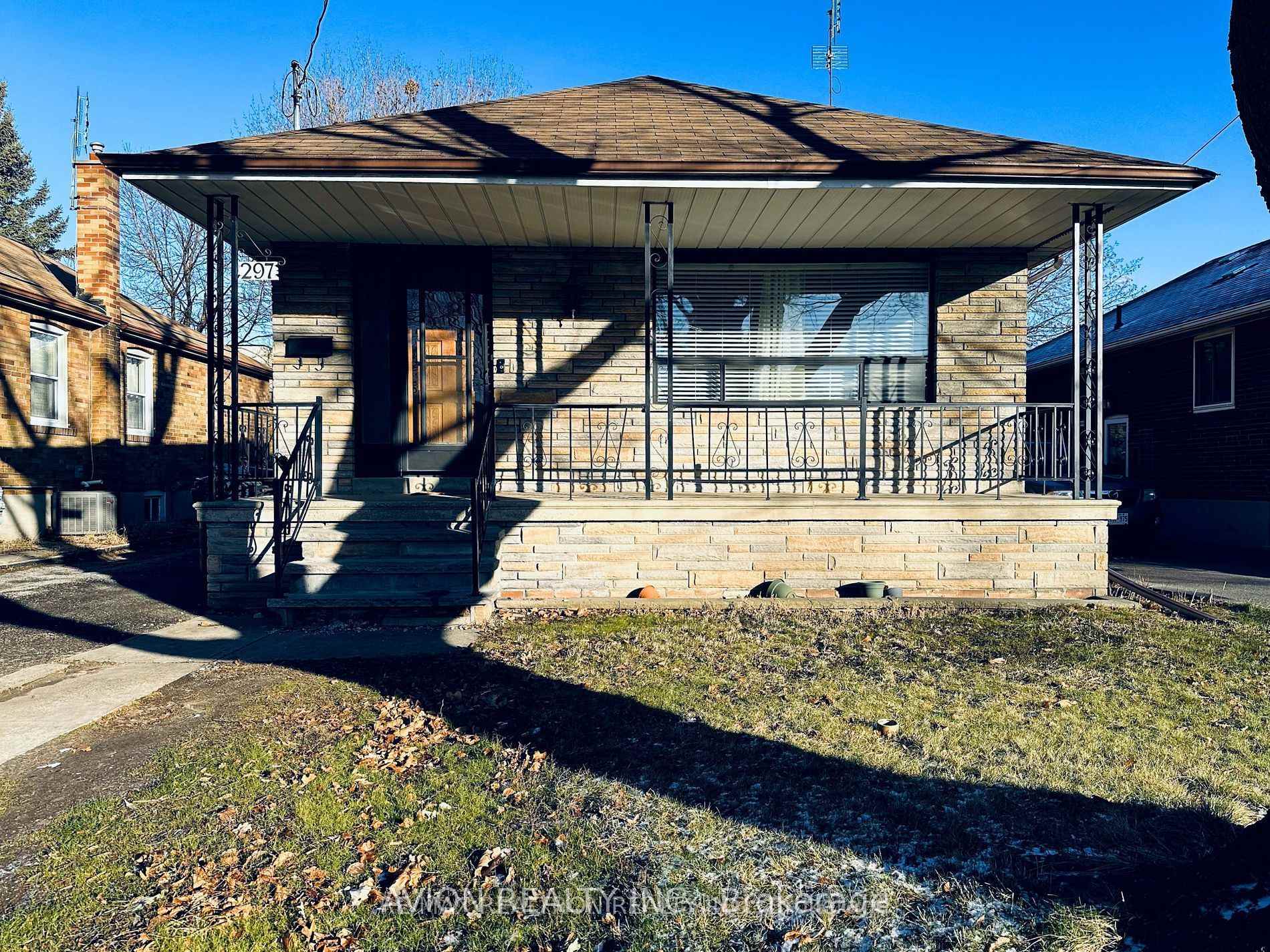 Bsmt - 297 Thirtieth Street, Toronto W06, ON, exterior