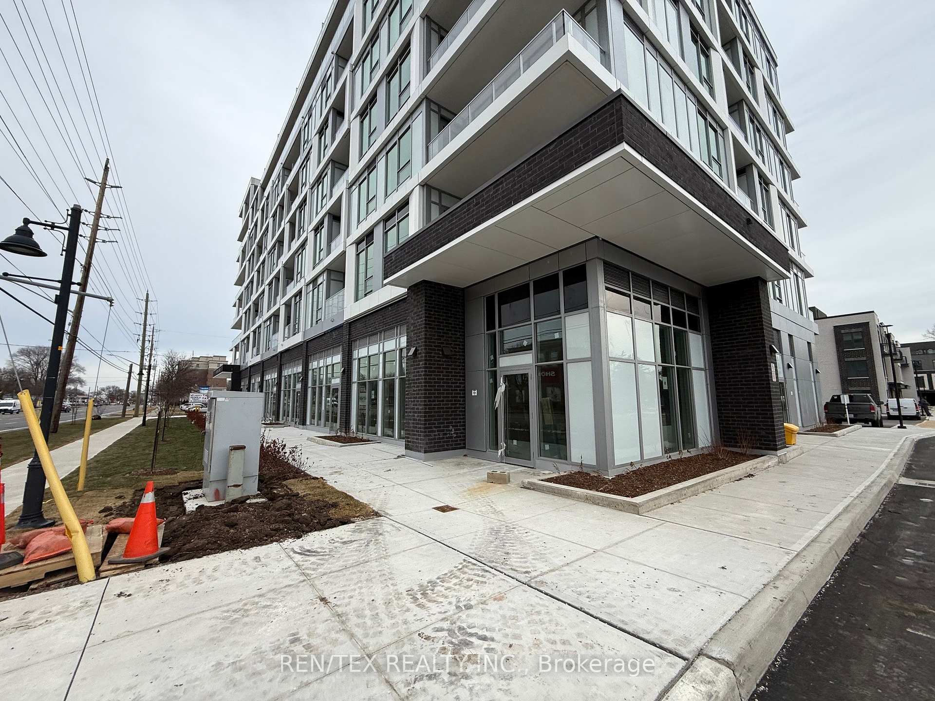 44 - 500 Plains Road E, Burlington, ON, exterior