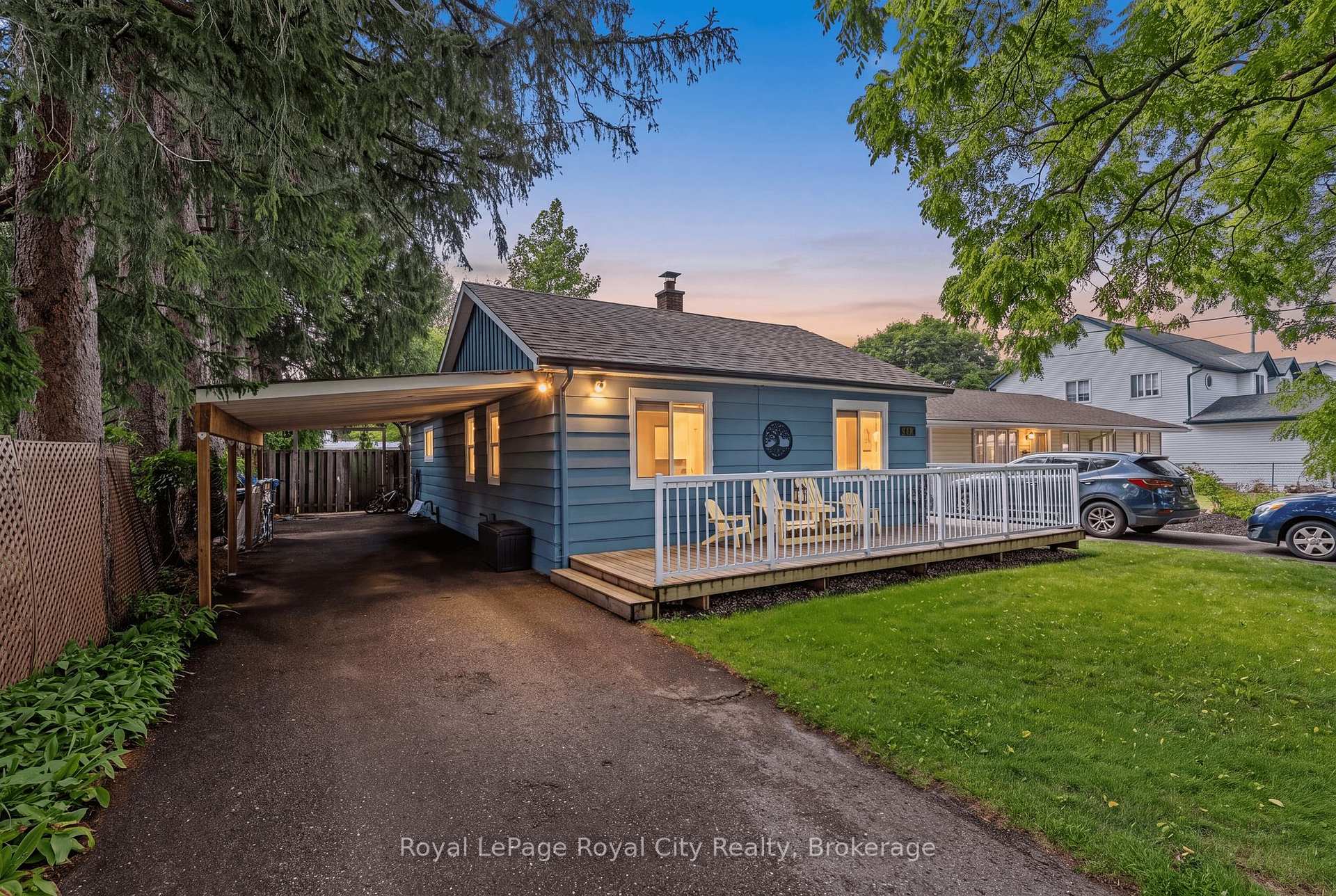 245 Mackenzie Street, Guelph/Eramosa, ON, exterior
