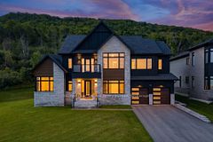 132 Dorothy Drive, Blue Mountains, ON, exterior