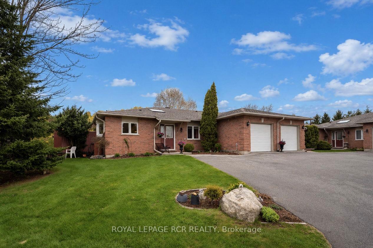 1 - 28 Reddington Drive, Caledon, ON, exterior