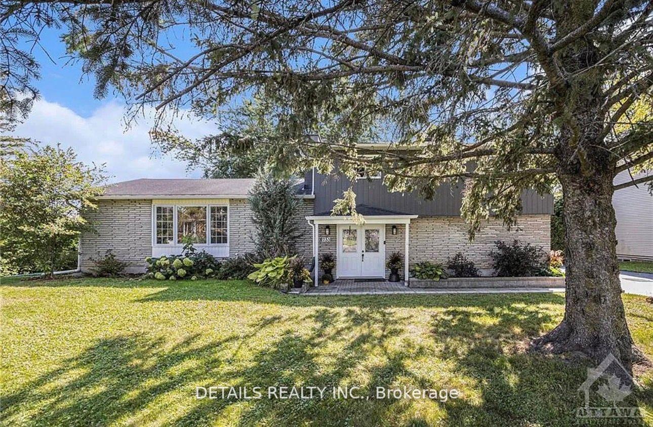 733 St Isidore Road, Casselman, ON, exterior