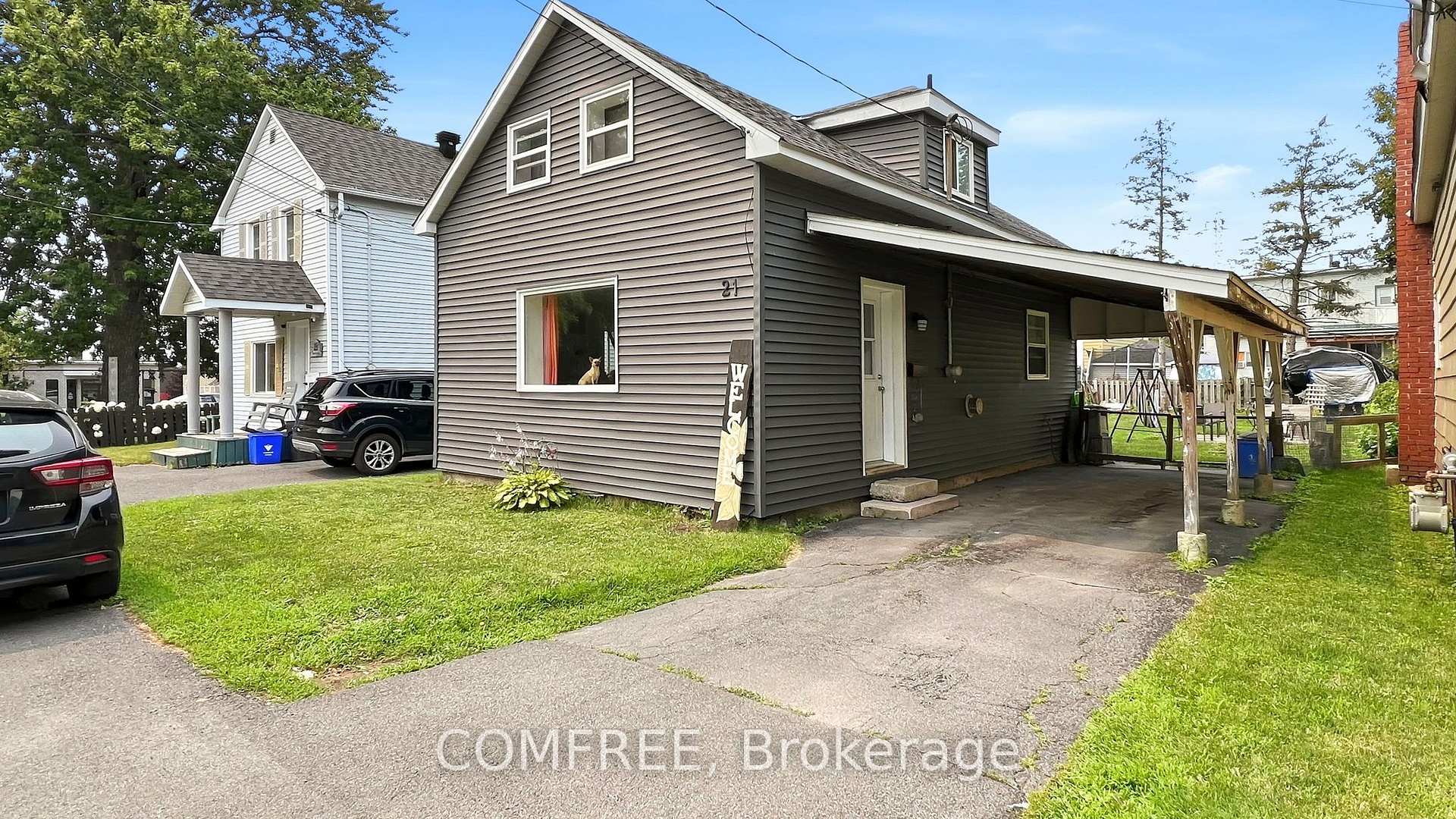 21 Monroe Avenue, Cornwall, ON, exterior