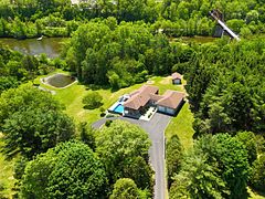 276 Mechanic Street W, Norfolk, ON, exterior
