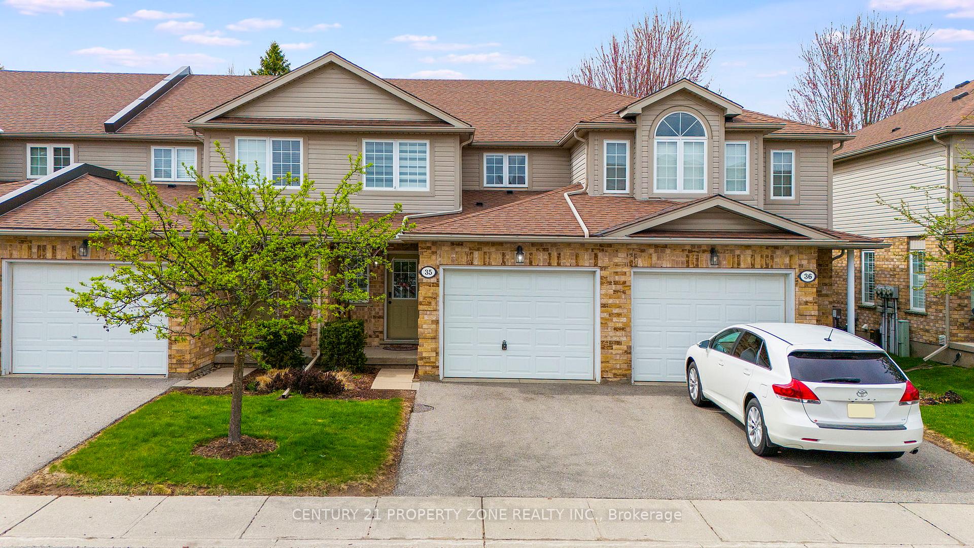 35 - 210 DAWN Avenue, Guelph, ON, exterior