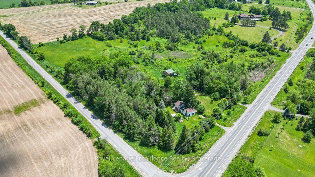 2014 Foxboro-Stirling Road, Quinte West, ON, exterior