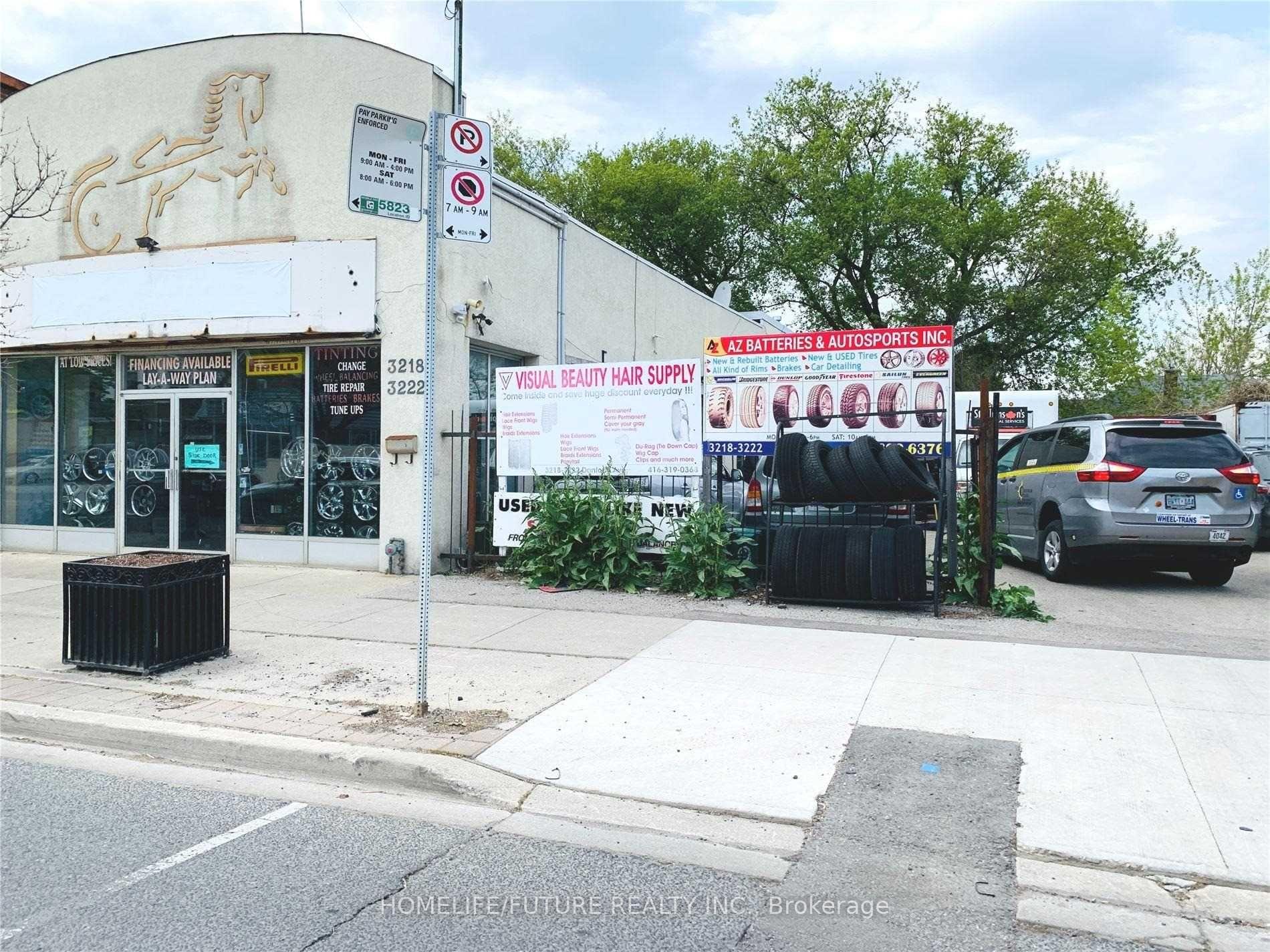 3218 Danforth Avenue, Toronto E06, ON, exterior