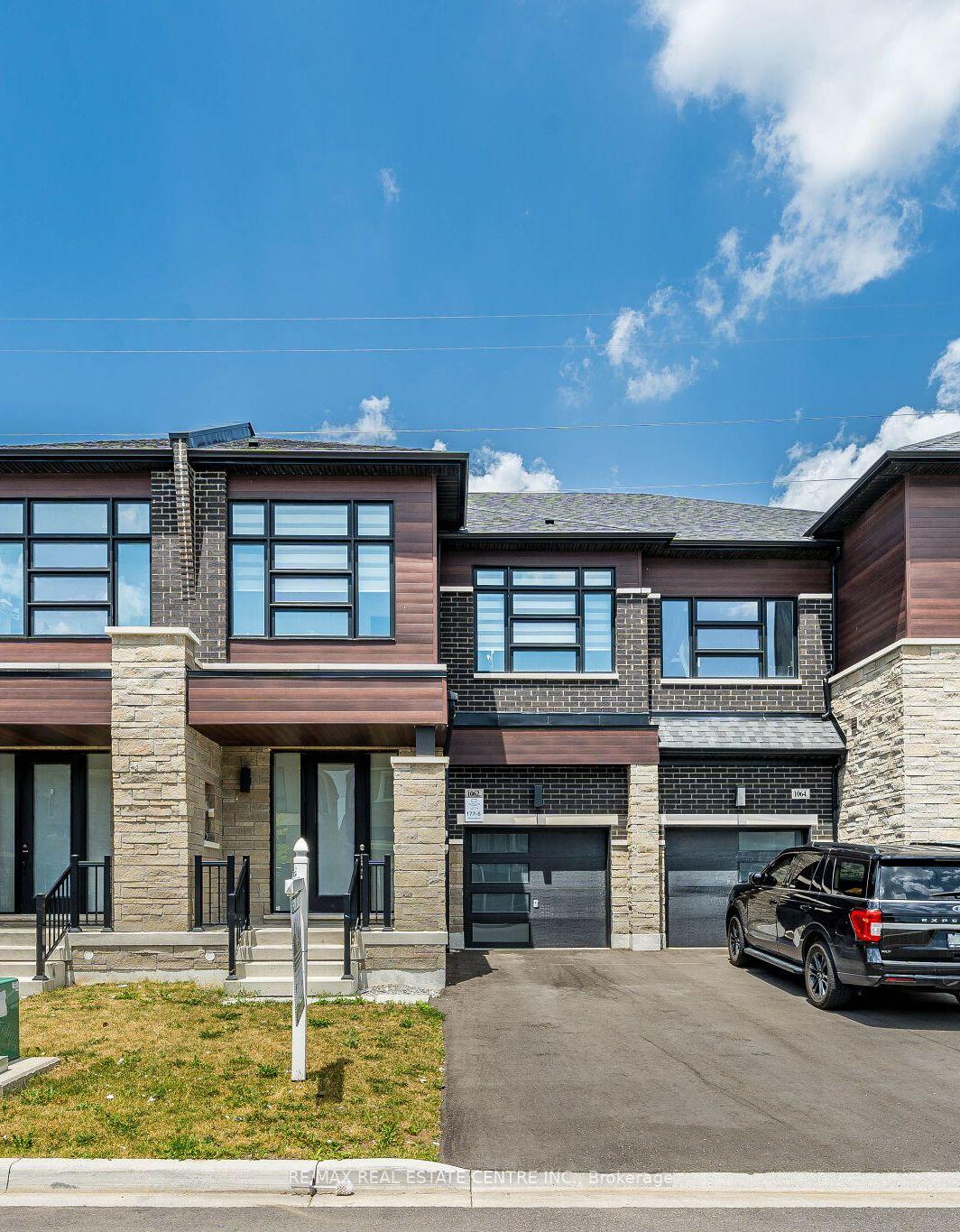 1062 Skyridge Boulevard, Pickering, ON, exterior