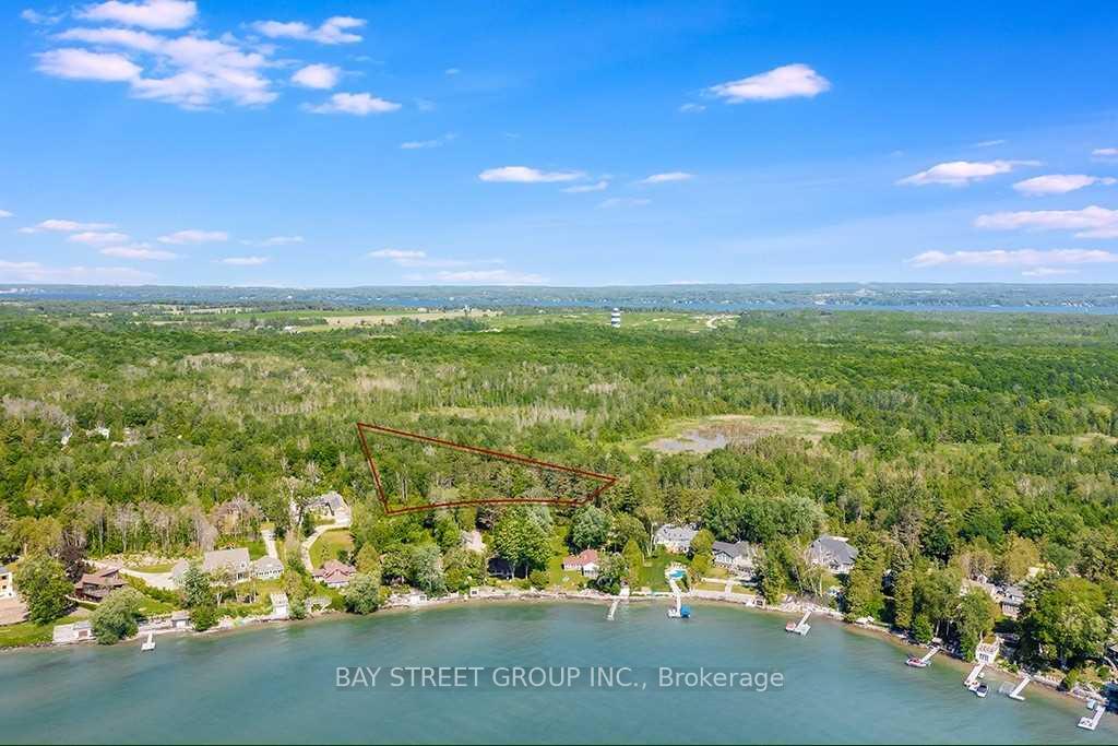 3358 Crescent Harbour Road, Innisfil, ON, exterior