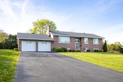 24 Bernard Crescent, Augusta, ON, exterior