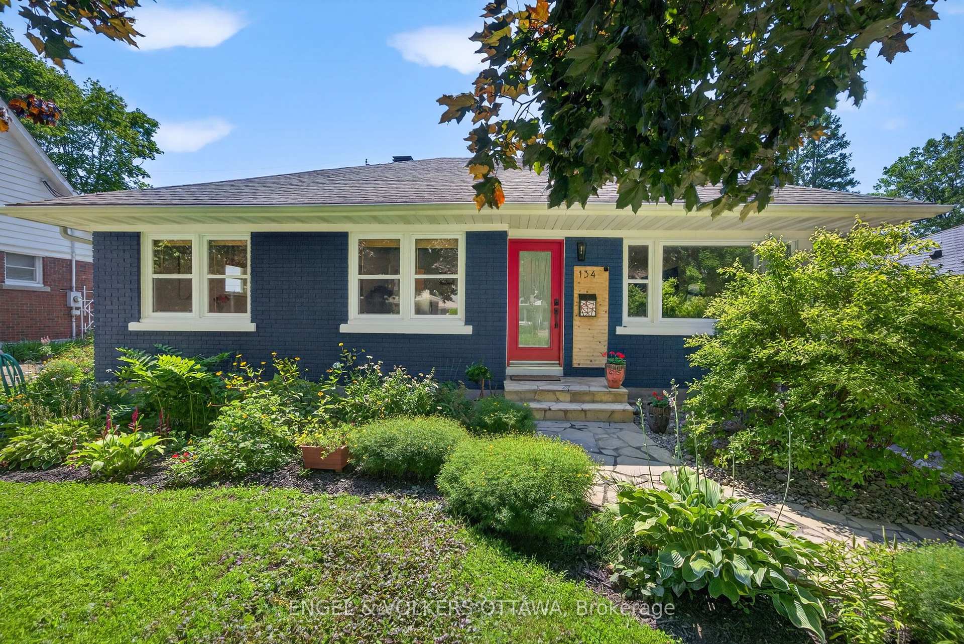 134 Rachael Avenue, Alta Vista and Area, ON, exterior
