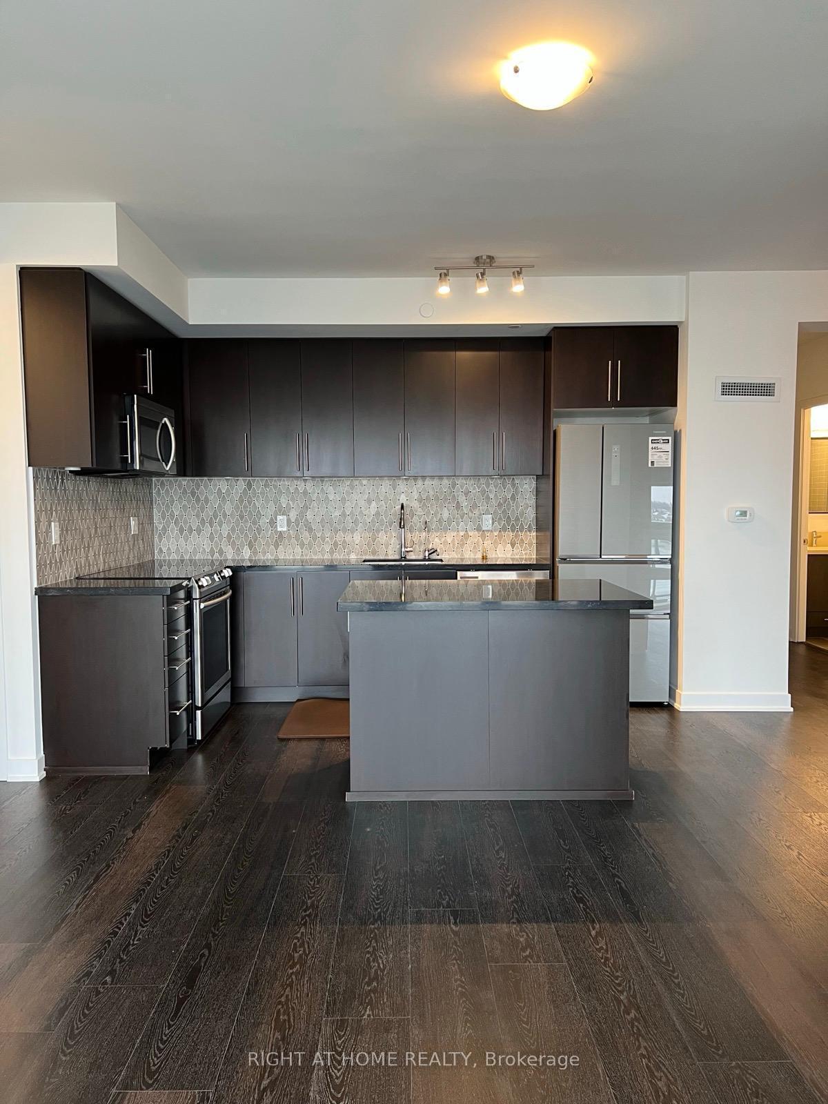 Address withheld, Mississauga, ON, exterior