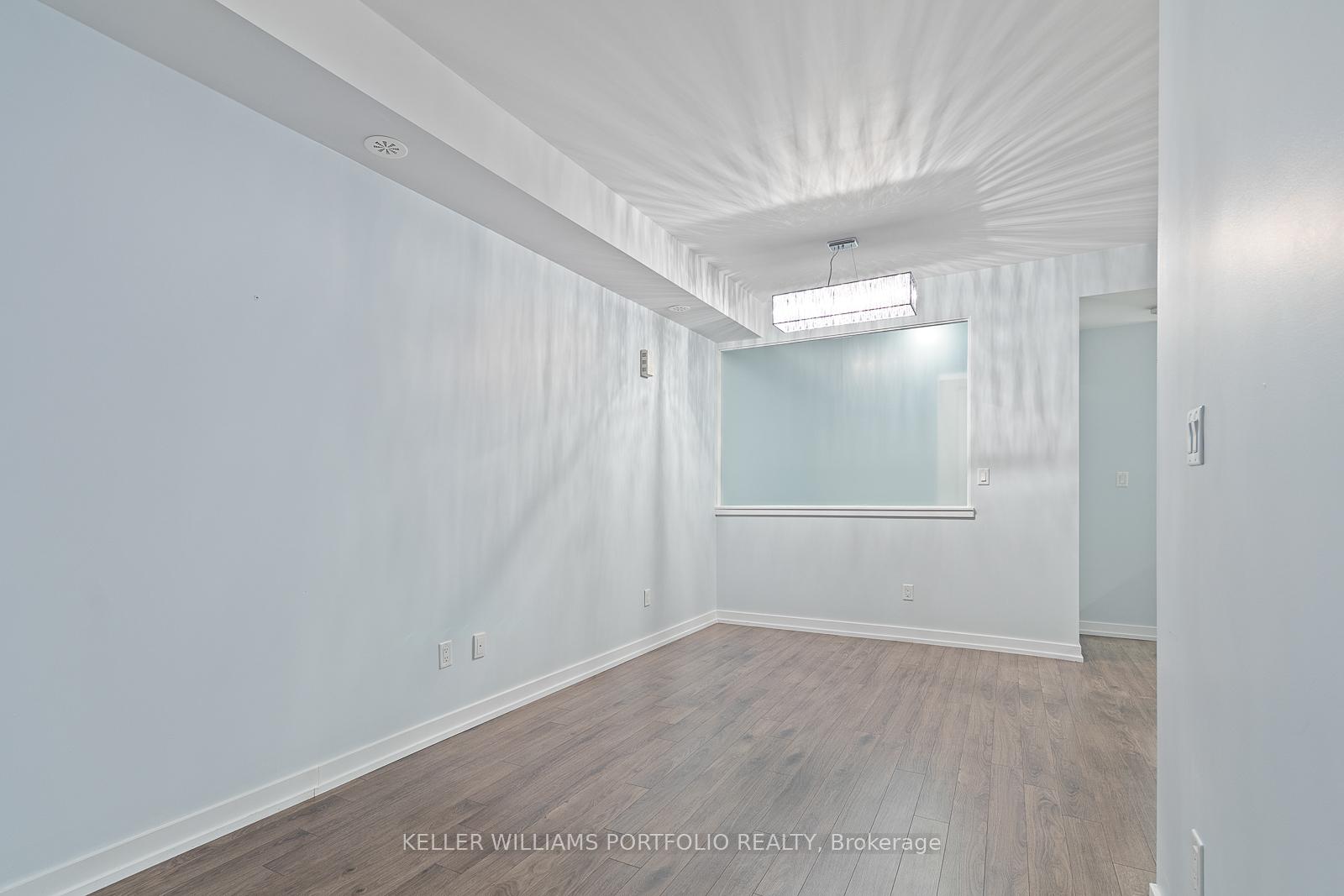 10 - 869 Wilson Avenue, Toronto W05, ON, exterior