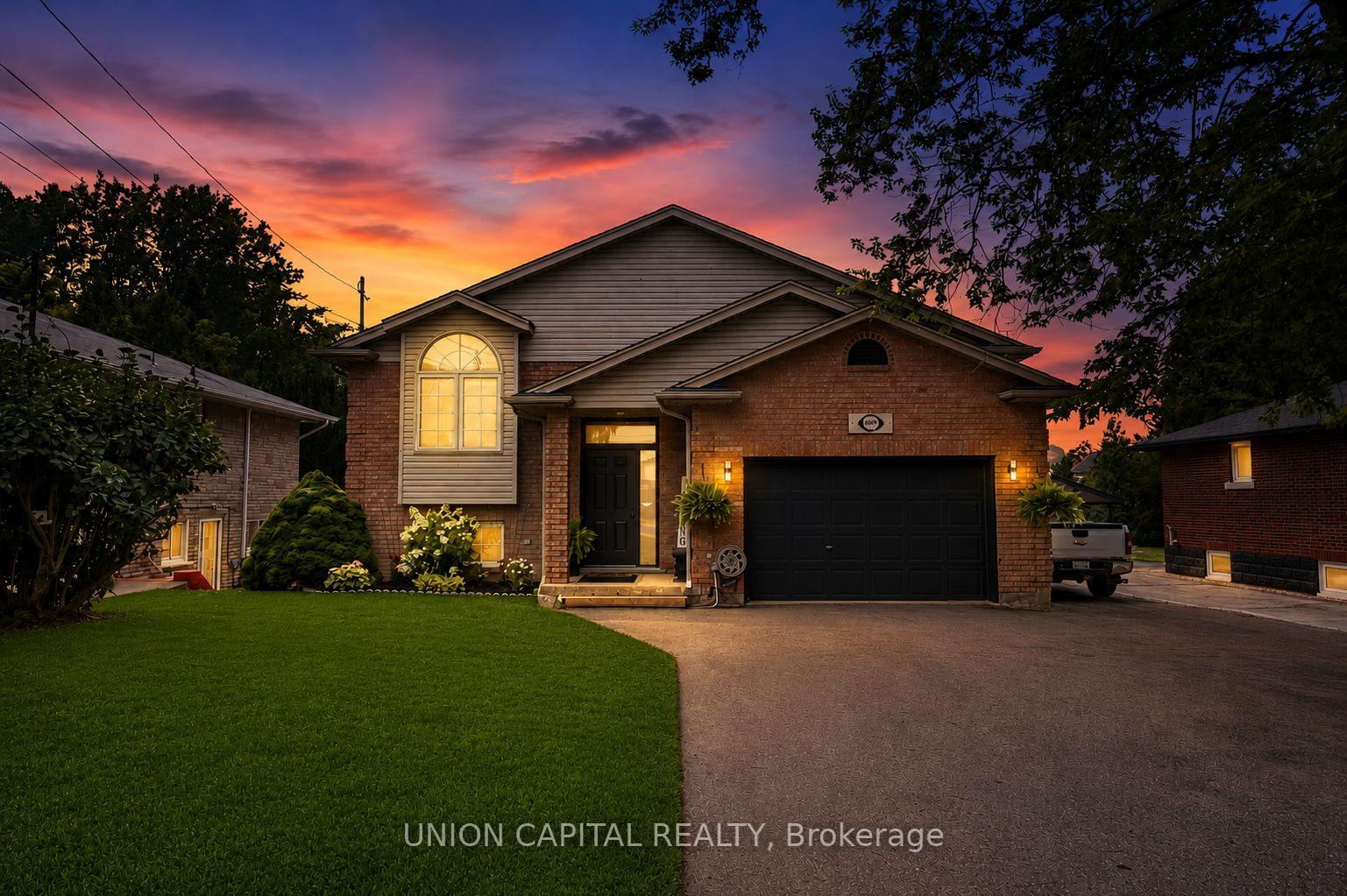 6699 Montrose Road, Niagara Falls, ON, exterior
