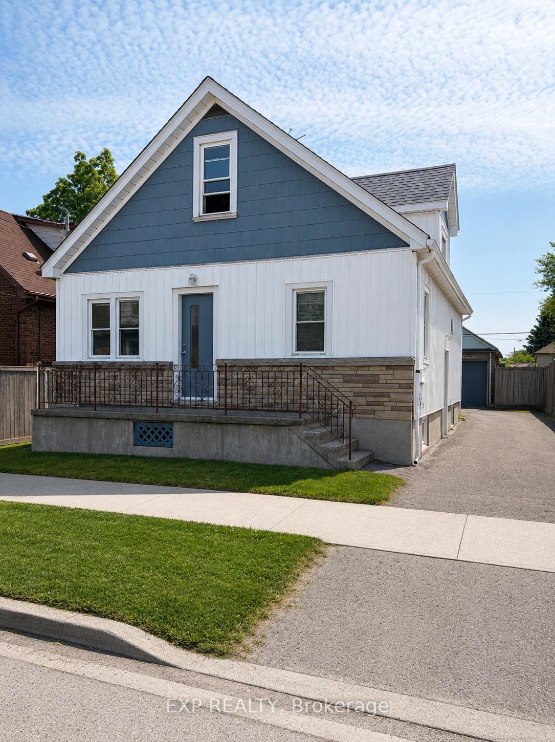36 Brighton Avenue, St. Catharines, ON, exterior