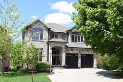 211 Tollgate Drive, Hamilton, ON, exterior