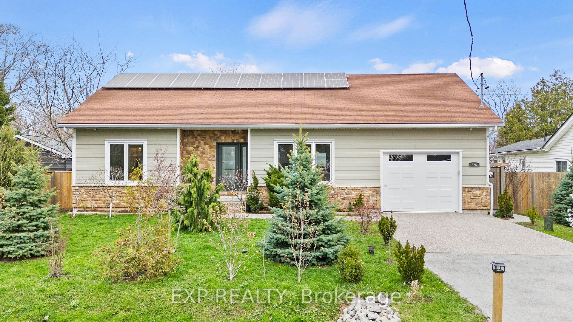 226 Westwood Avenue, Fort Erie, ON, exterior