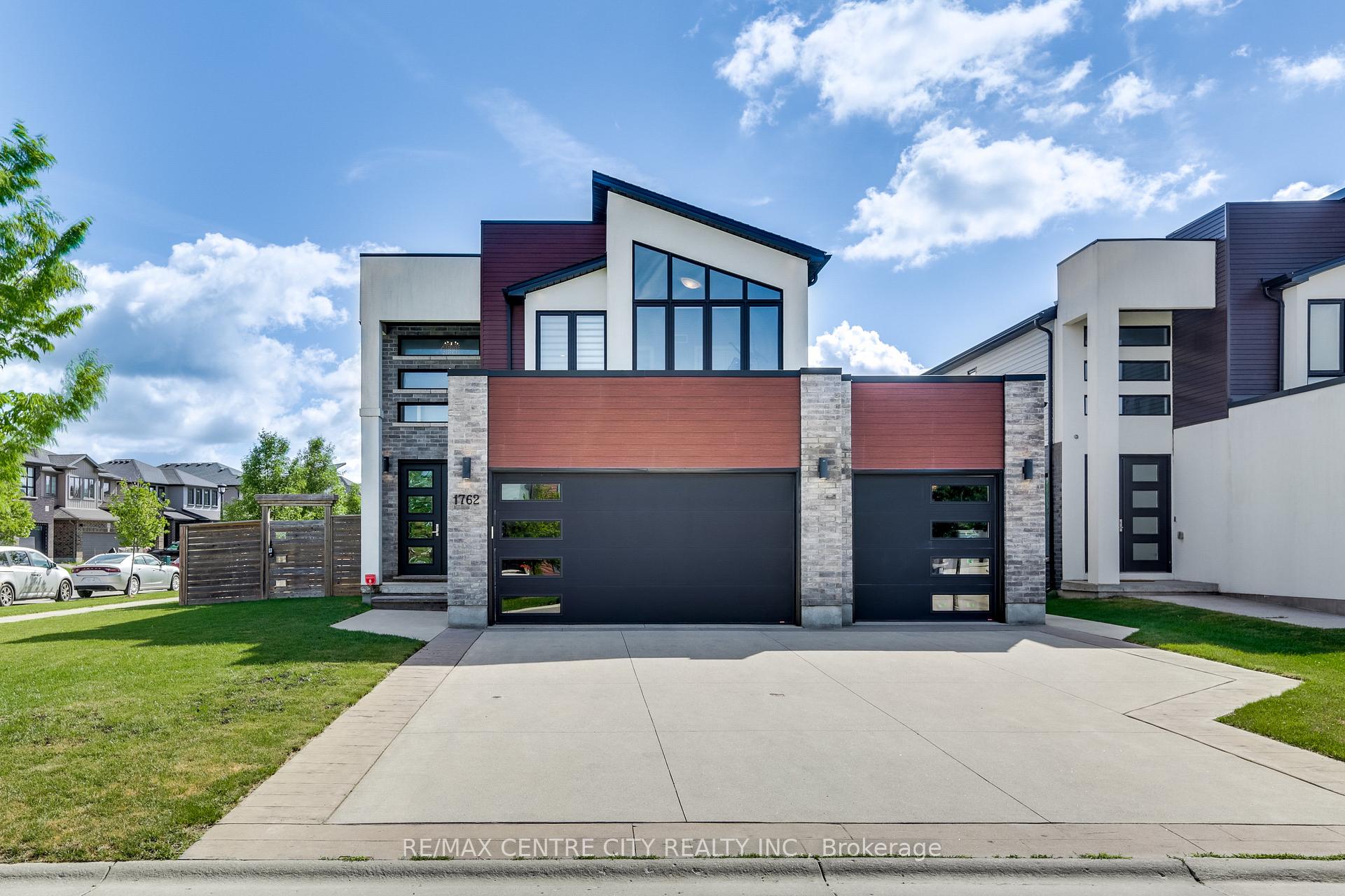 1762 Dewar Place, London North, ON, exterior