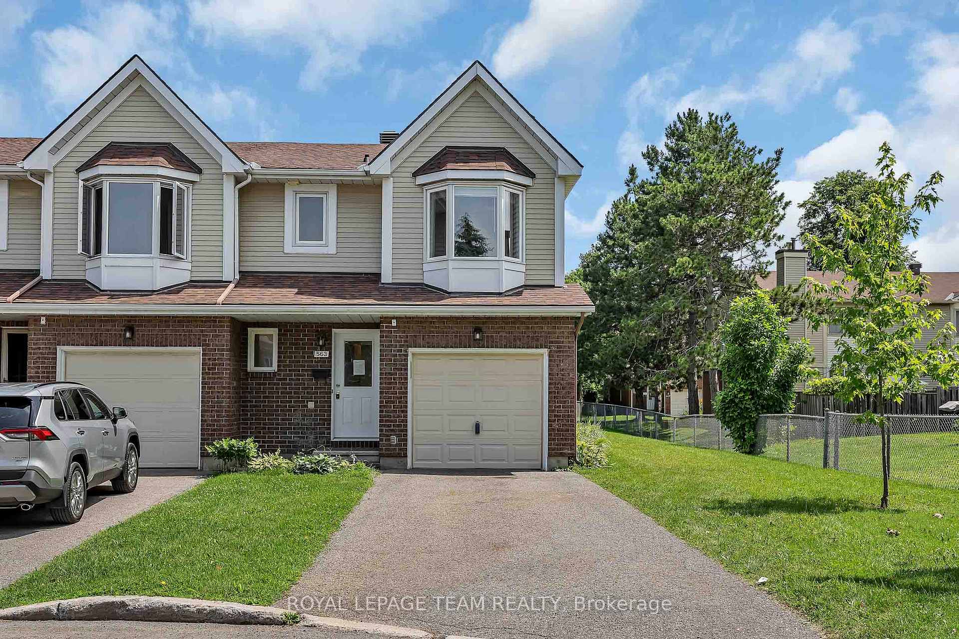 563 Parasol Court, Orleans - Cumberland and Area, ON, exterior