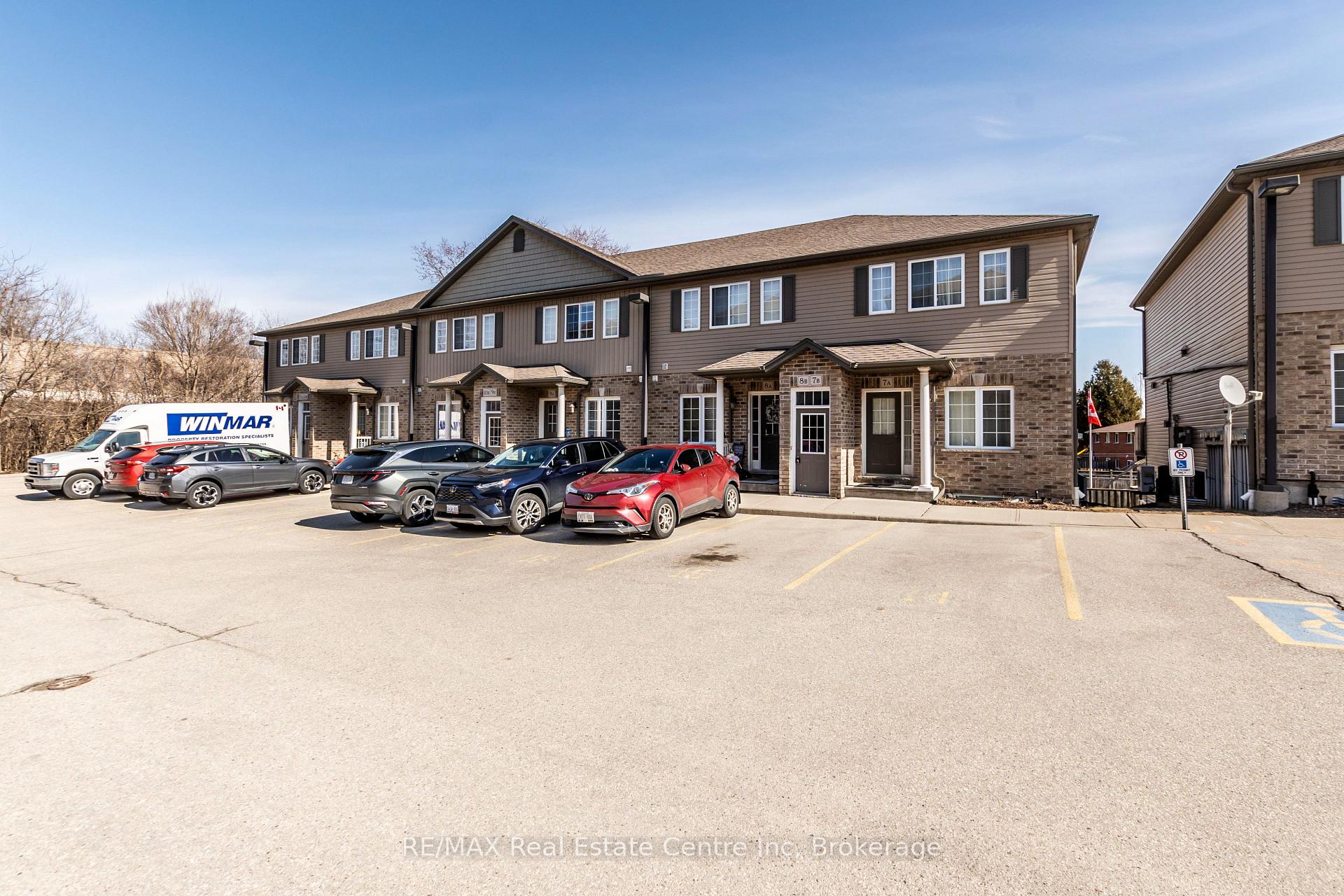 8B - 38 Howe Drive, Kitchener, ON, exterior