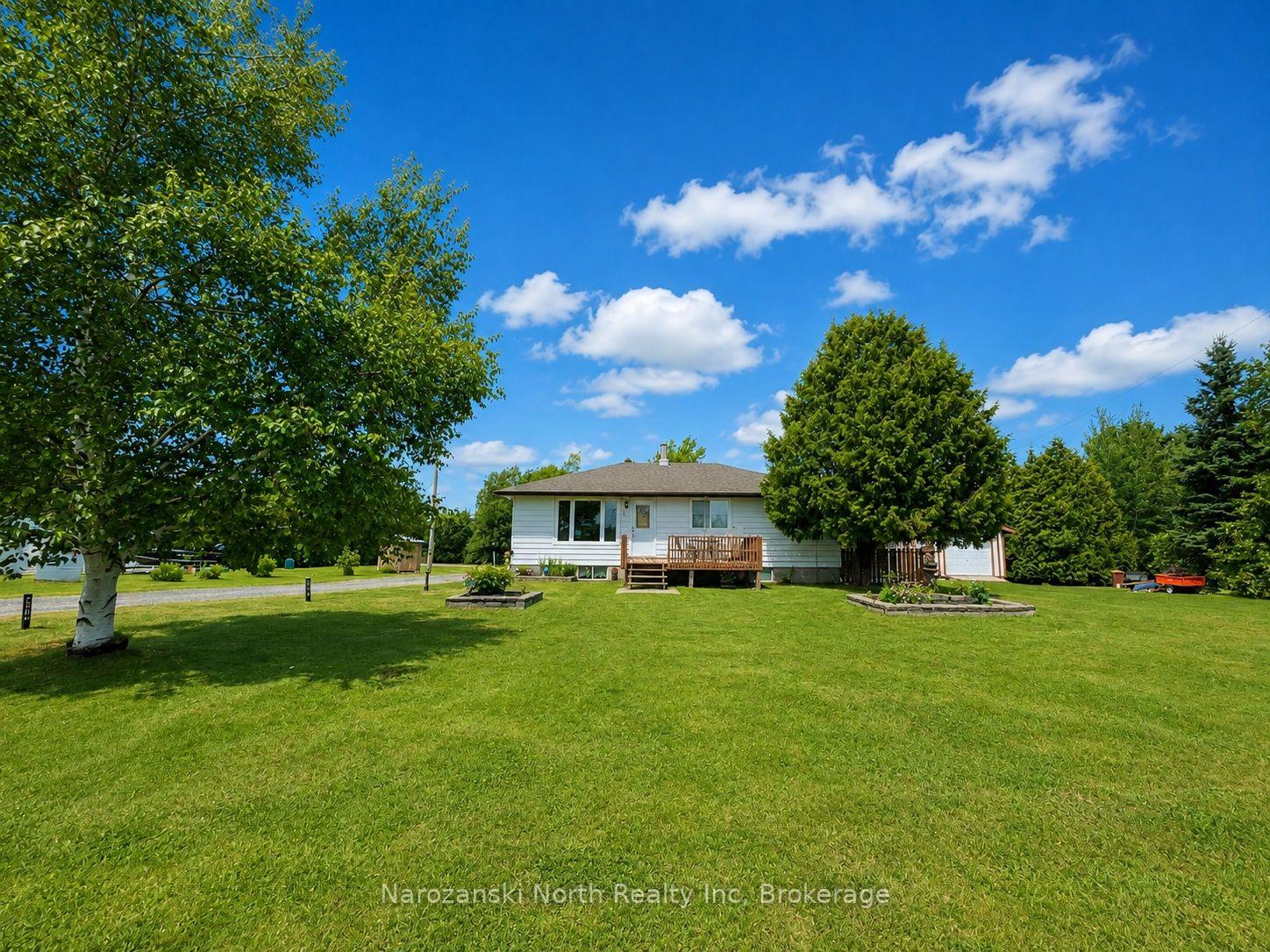 1443 Hwy 64 Highway, French River, ON, exterior