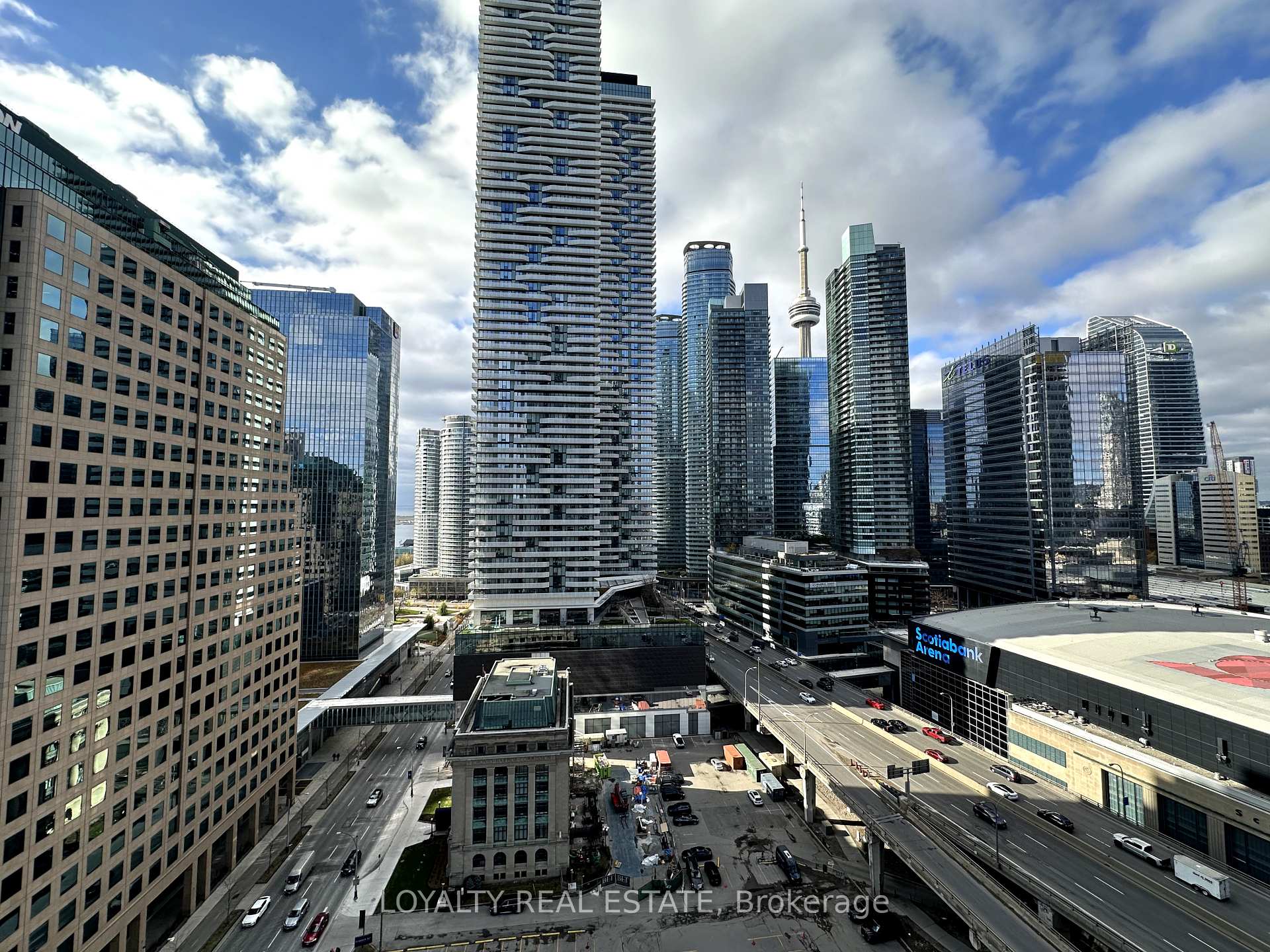 2101 - 33 Bay Street, Toronto C01, ON, exterior