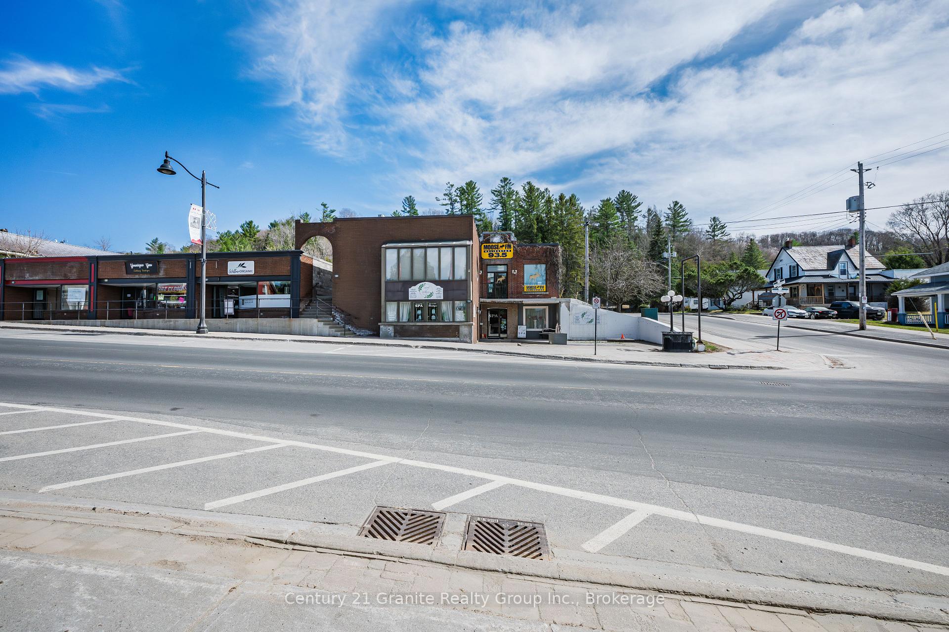152 Highland Street, Dysart et al, ON, exterior