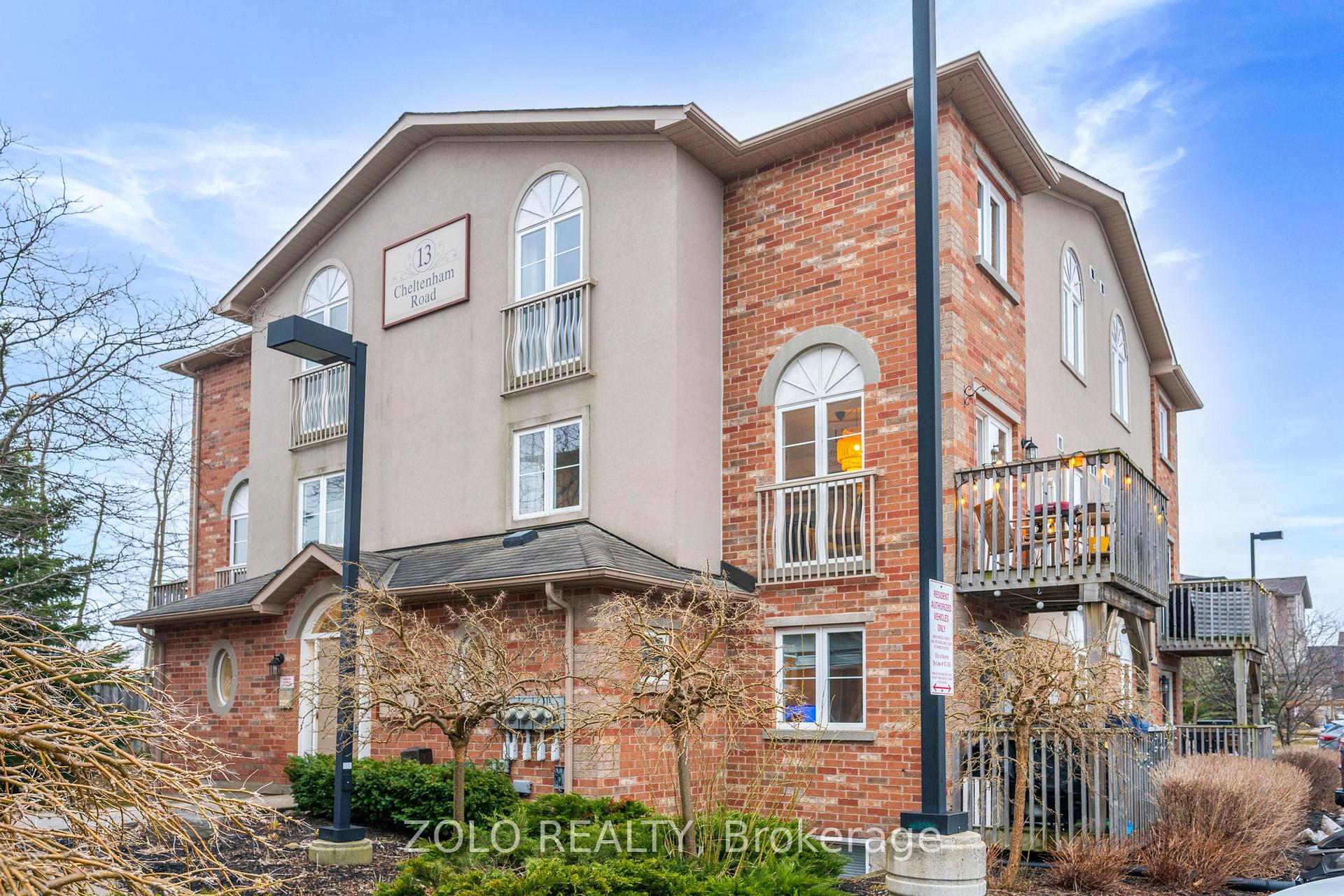 2 - 13 Cheltenham Road, Barrie, ON, exterior