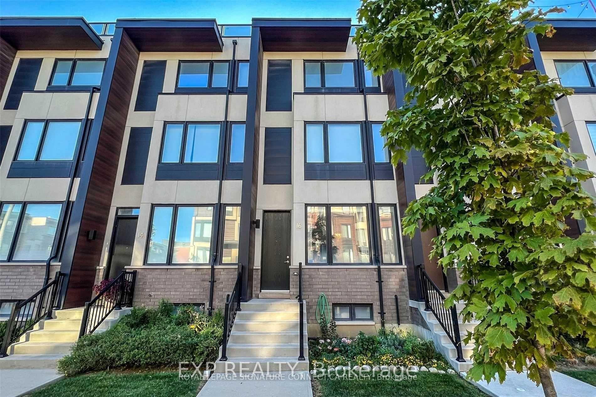 16 Caroline Carpenter Grove, Toronto W05, ON, exterior