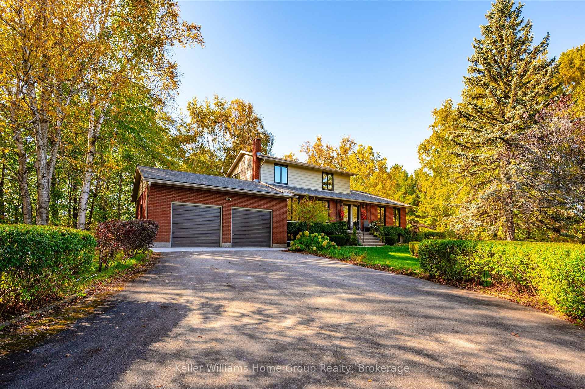 7828 Sixth Line E, Centre Wellington, ON, exterior