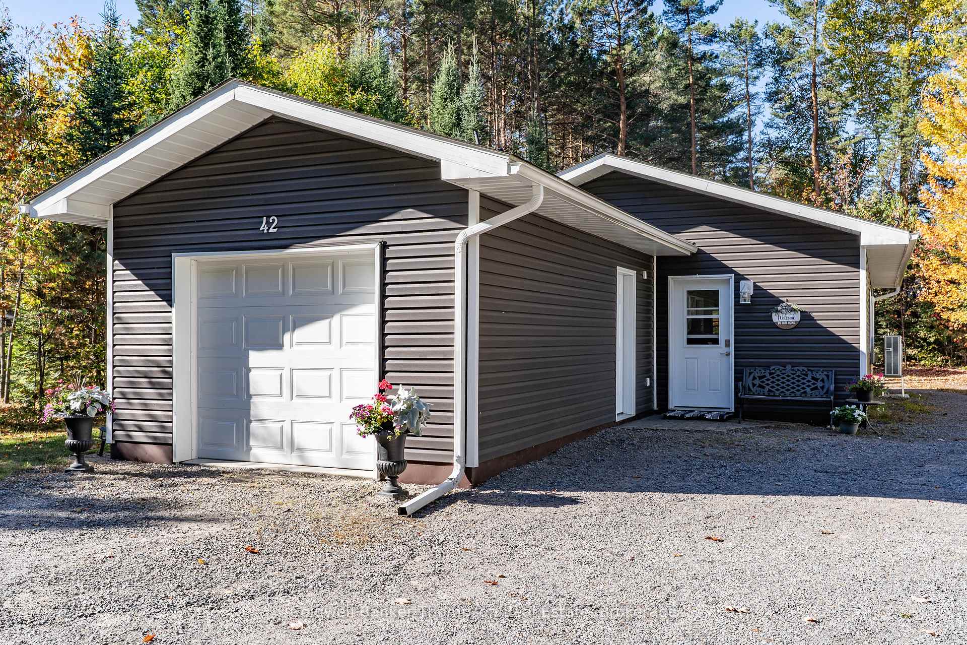 42 Murray Street, Sundridge, ON, exterior