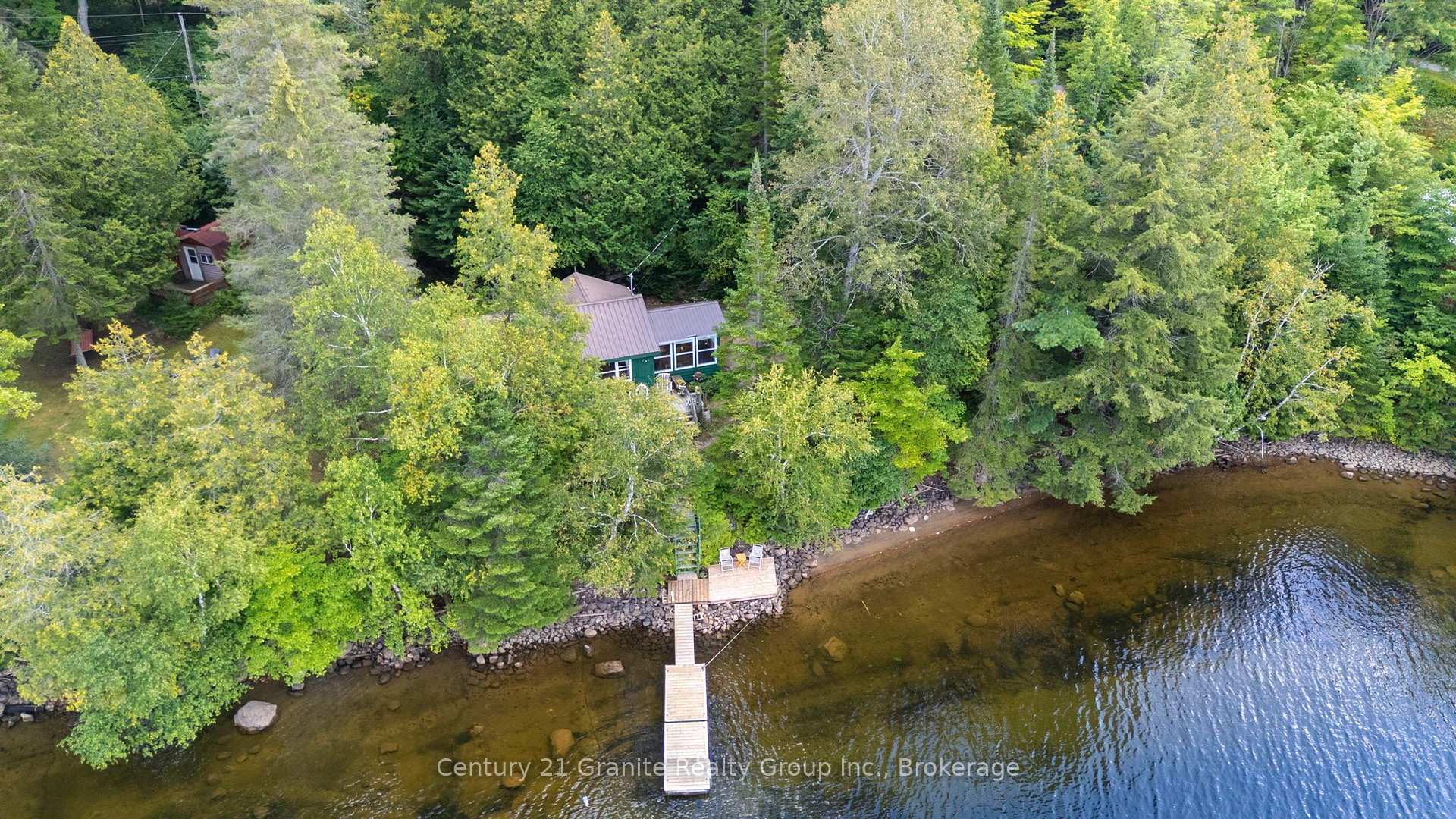 1010 Badger Lane, Dysart et al, ON, exterior