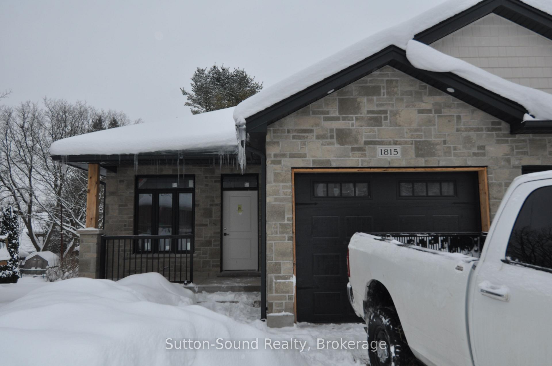 1815 5th Avenue W, Owen Sound, ON, exterior