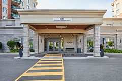511 - 440 William Graham Drive, Aurora, ON, exterior