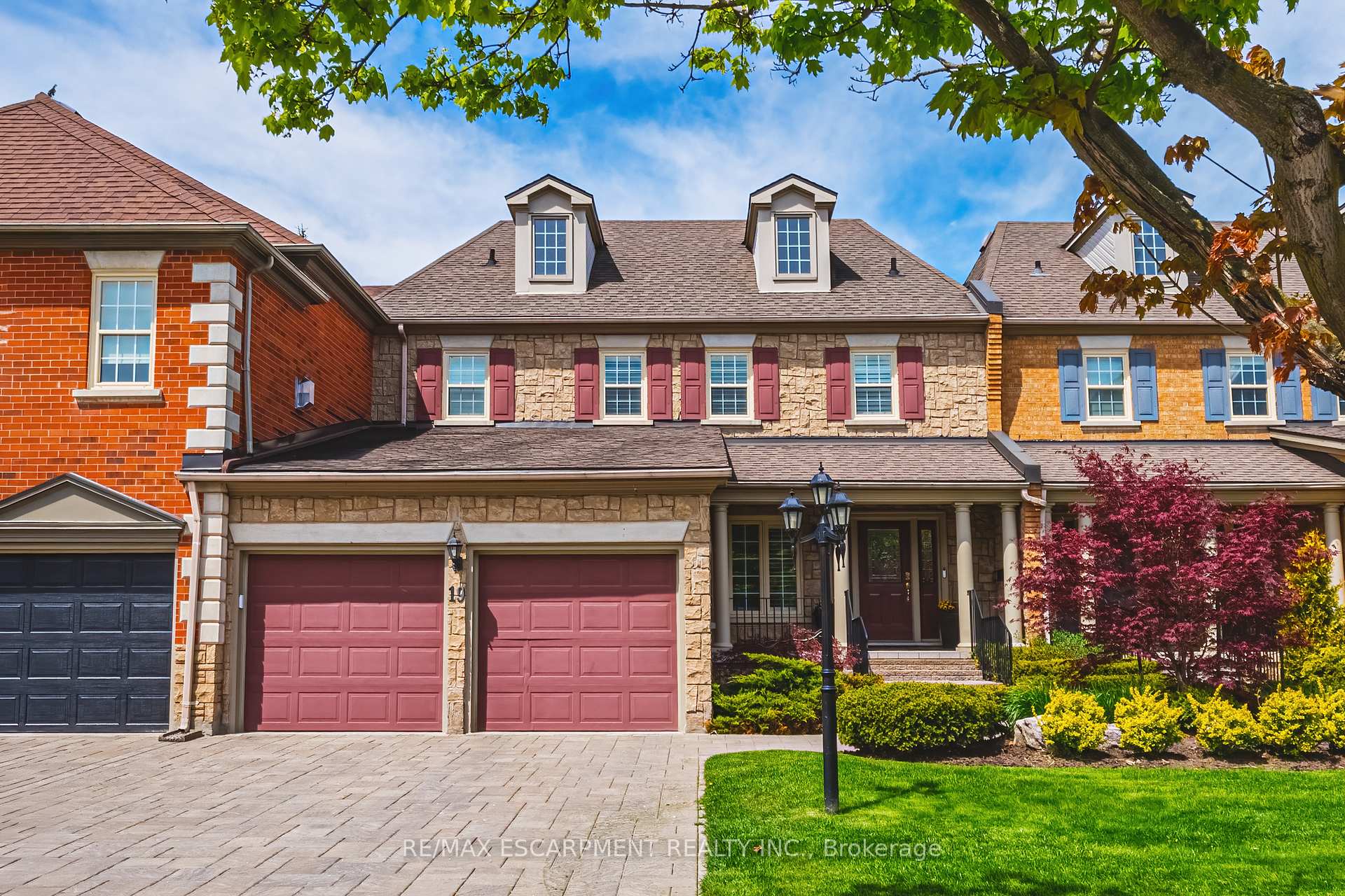 19 - 4211 Millcroft Park Drive, Burlington, ON, exterior