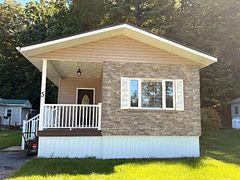 5 Pine Ridge Village - HWY 32 Highway, Leeds and the Thousand Islands, ON, exterior