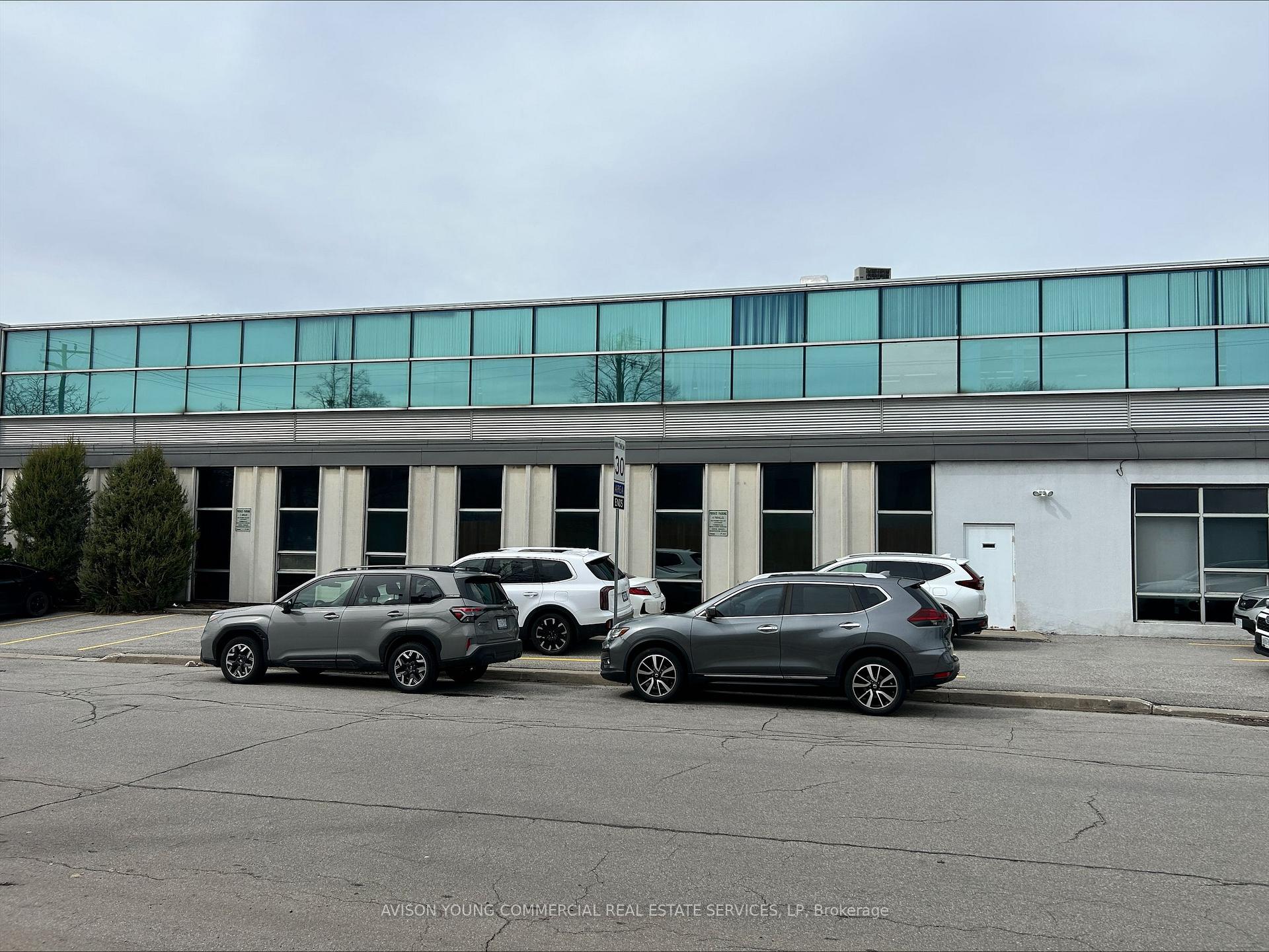 200 - 1167 Caledonia Road, Toronto W04, ON, exterior