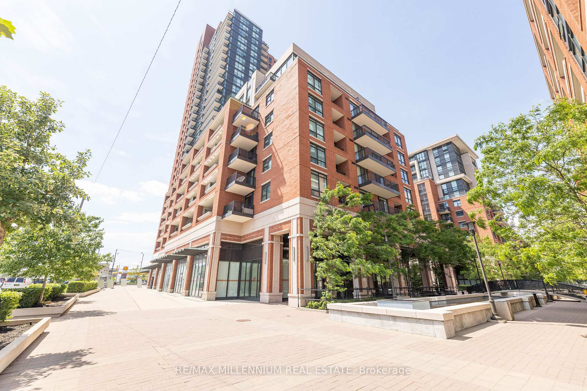 334 - 830 Lawrence Avenue, Toronto W04, ON, exterior