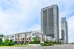 2812 - 7895 Jane Street, Vaughan, ON, exterior