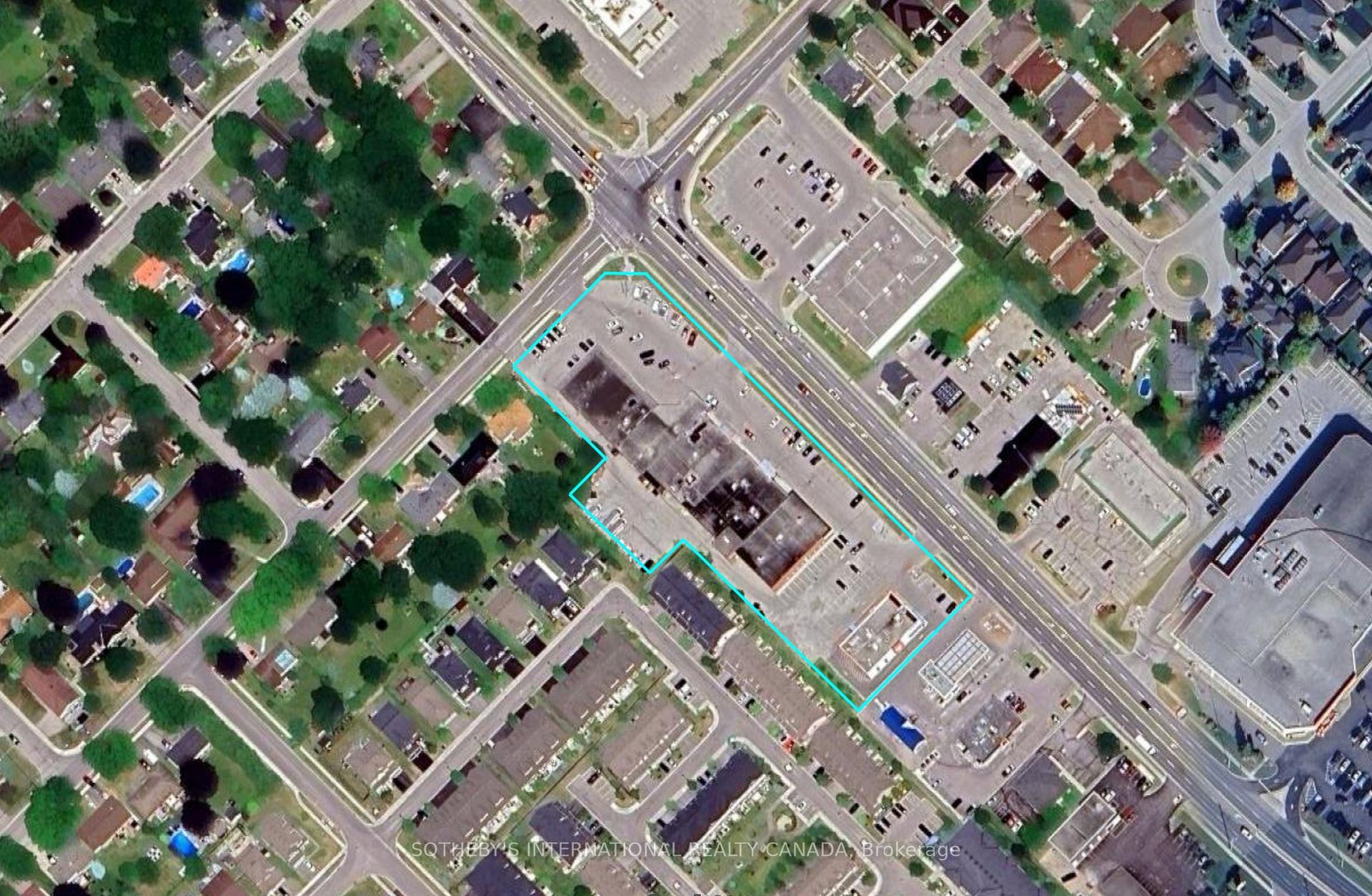 735-769 Tower Street, Centre Wellington, ON, exterior