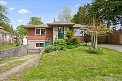 2063 George Street, Howick, ON, exterior