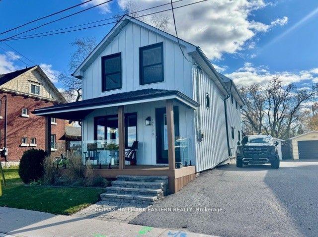 29 Crescent Street, Peterborough, ON, exterior