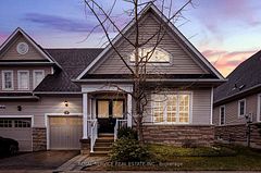 5 - 350 Lakebreeze Drive, Clarington, ON, exterior